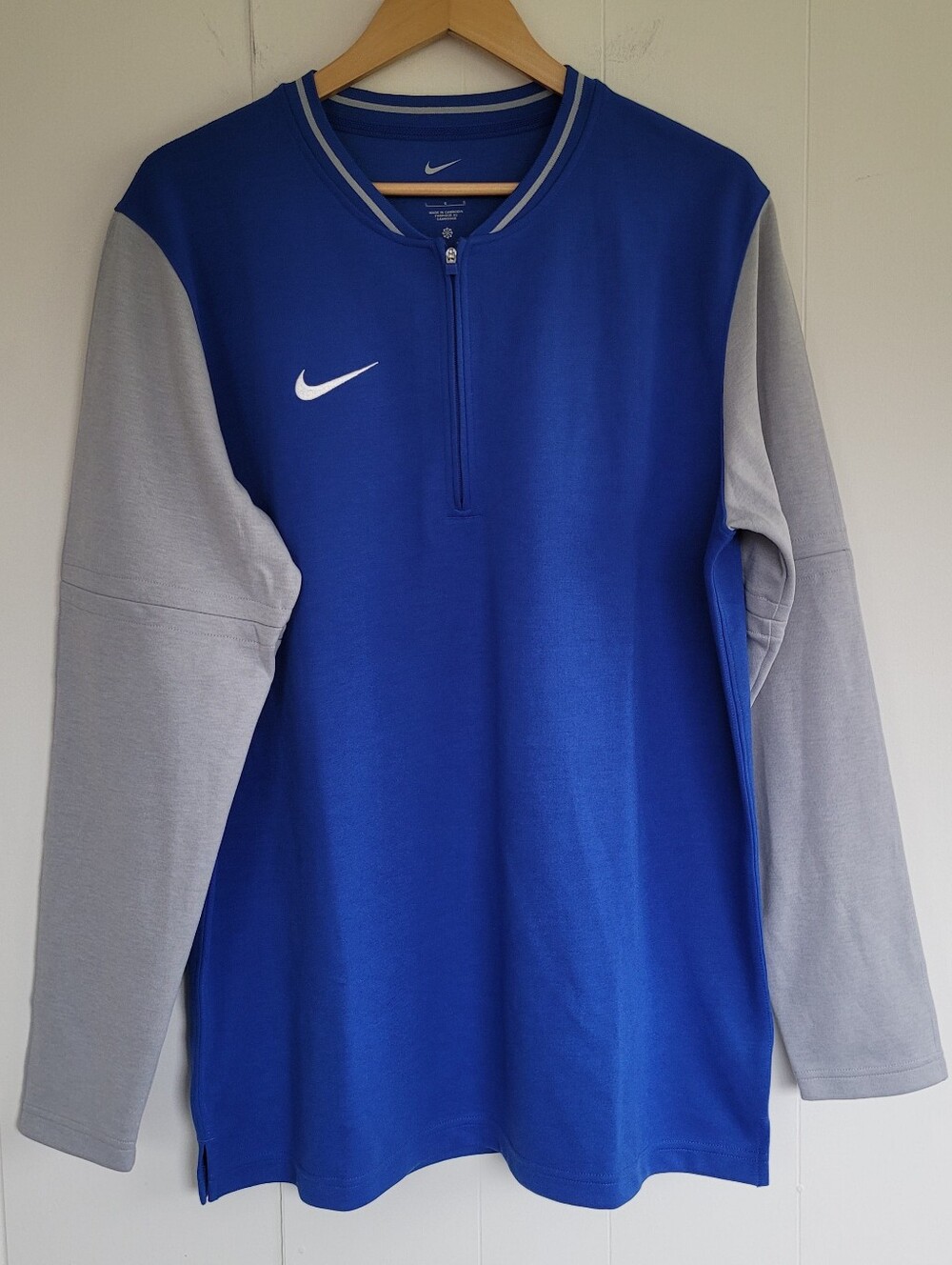 Nike Large Blue & Grey Dri-FIT Long Sleeve Quarter Zip Top